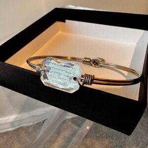 Crystal bangle with serenity prayer